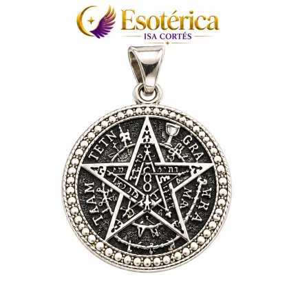 Colgante redondo de plata con un pentagrama y la inscripción Tetragrammaton grabada alrededor