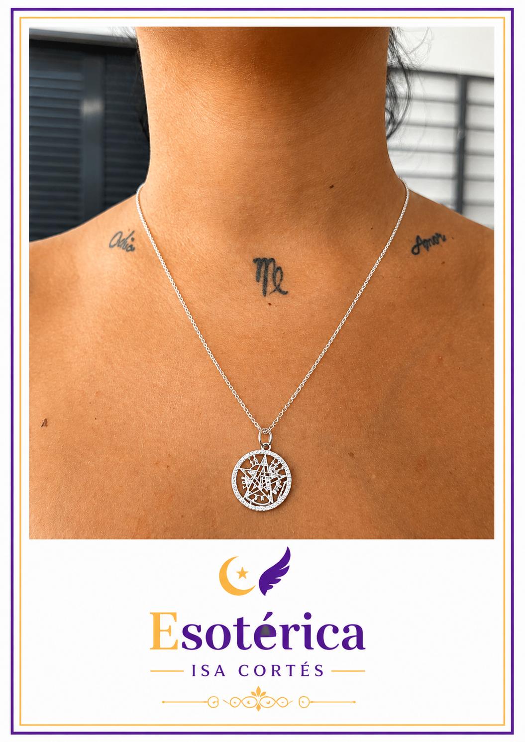Conjunto Amuleto Tetragrámaton con Cadena de Plata Colgante del tetragrámaton en plata con las cuatro letras hebreas grabadas sobre cadena