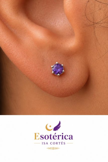 Pendientes de plata con amatista natural de tono violeta engastada